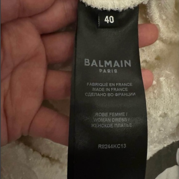 Balmain Short White Tweed Dress With Silver Embossed Buttons - Picture 3 of 7